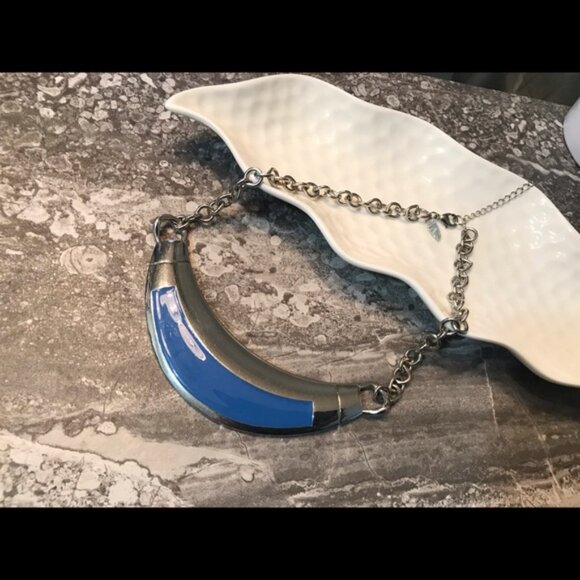 New York‎ & Company Collar Bib Statement Necklace - Picture 2 of 8